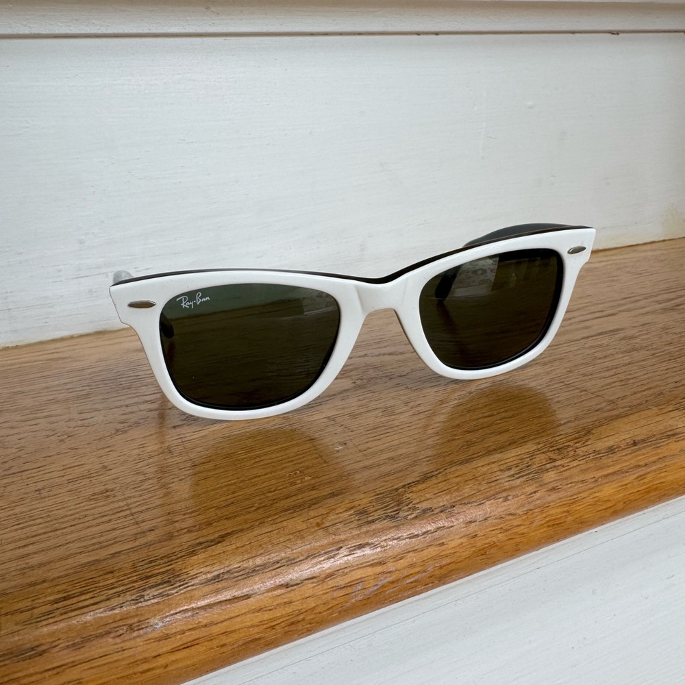 Ray-Ban Wayfarer White Sunglasses